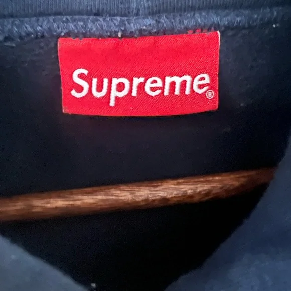 Supreme Striped Rib Hooded Sweatshirt Size Medium - Picture 3 of 6